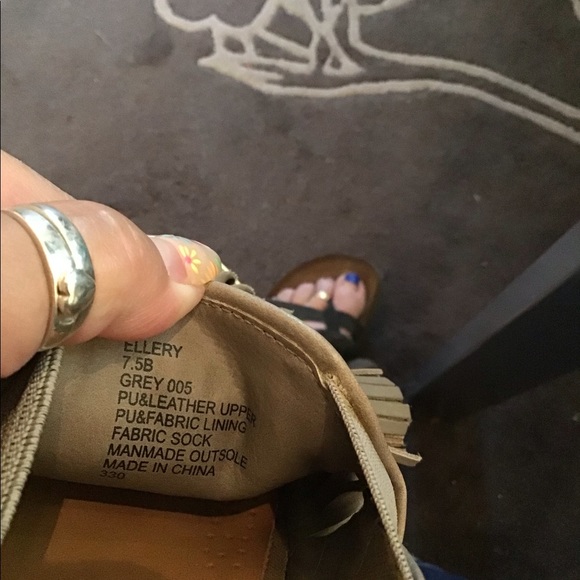 Womens Steve Madden shoes - Picture 5 of 7